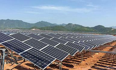 常景30MWP農(nóng)光互補(bǔ)雙軸太陽跟蹤光伏發(fā)電站并網(wǎng)發(fā)電